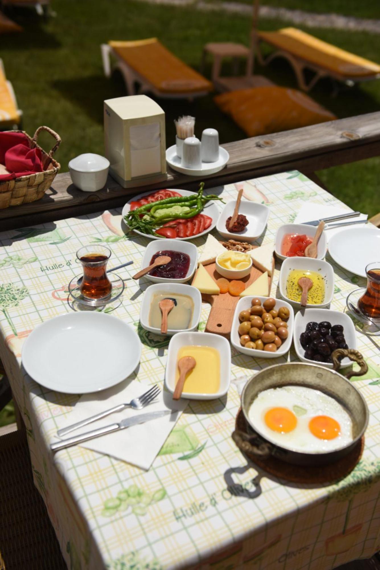 Limonata Hotel Assos ภายนอก รูปภาพ