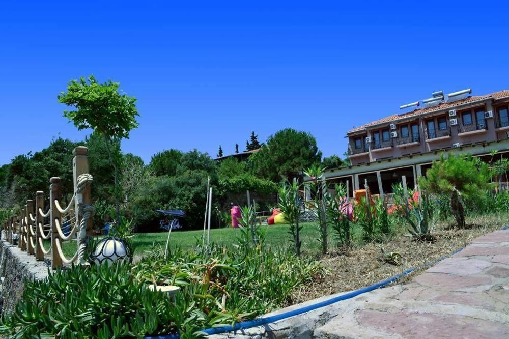 Limonata Hotel Assos ภายนอก รูปภาพ